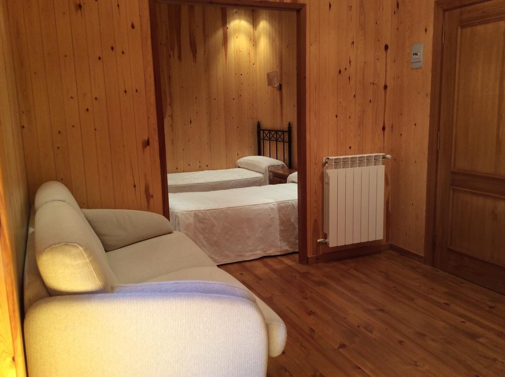 Hotel La Ribera Ribera de Cardós Szoba fotó