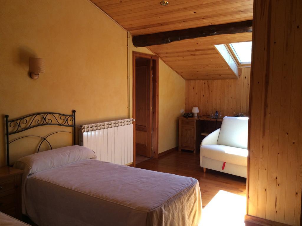 Hotel La Ribera Ribera de Cardós Szoba fotó